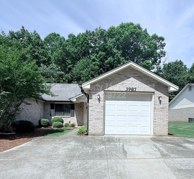 Building Photo - 3987 Hidden Hollow Dr