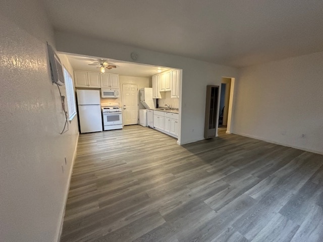 Building Photo - 552 A St