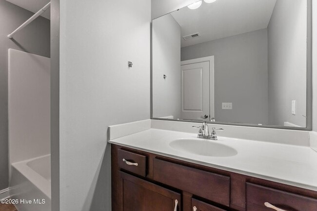 Building Photo - 108 Cypress Cir