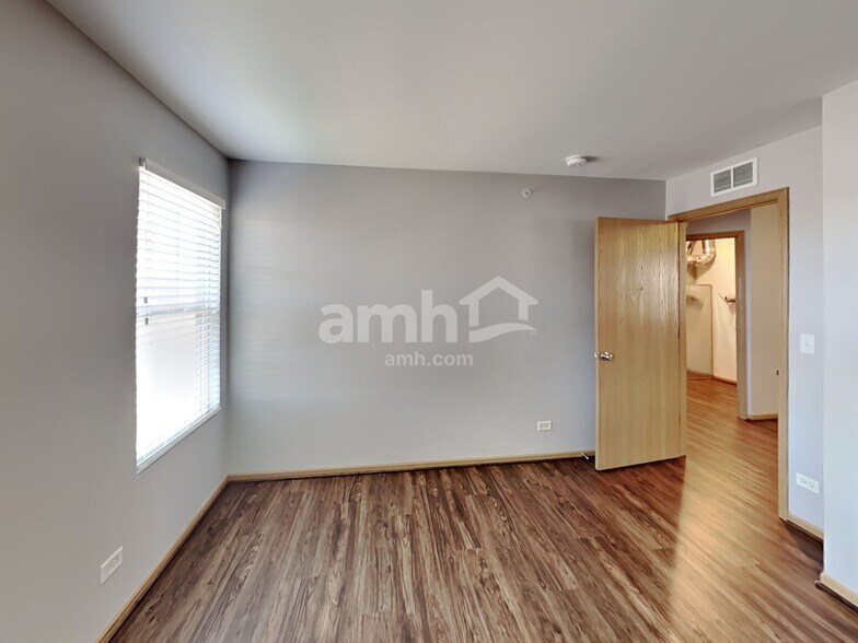 Building Photo - 3945 Havenhill Ct