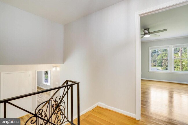 Building Photo - 6820 Wheatley Ct