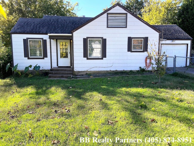 Primary Photo - 4338 E 4th Pl