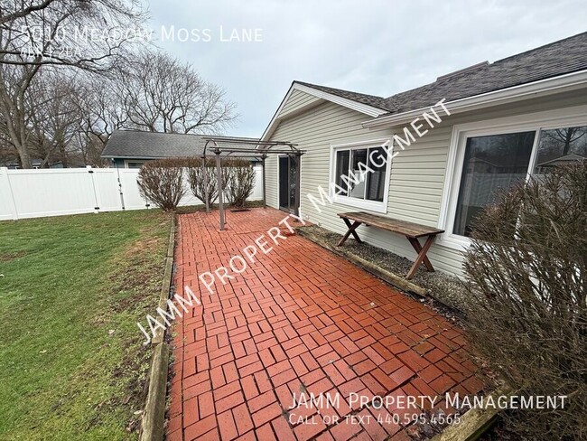 Building Photo - Gorgeous Home in North Ridgeville!