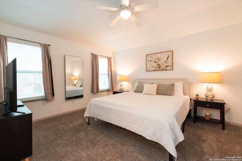 Building Photo - 7508 Magnolia Village