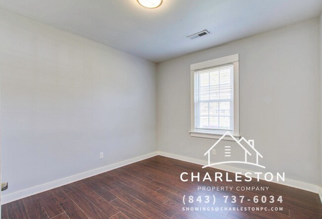 Building Photo - 229 Jean Wells Dr