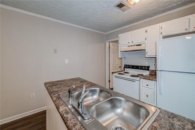 Building Photo - 341 W Griffin St