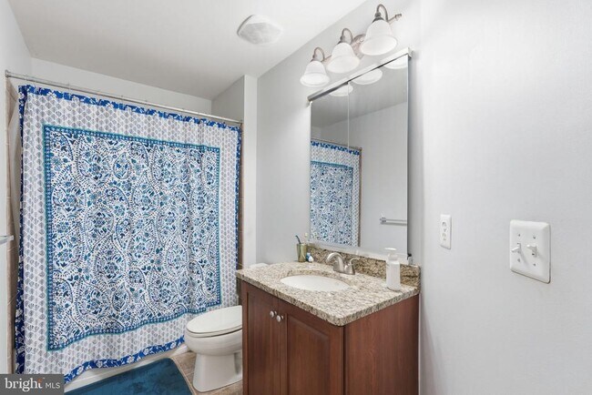 Building Photo - 20060 Northville Hills Terrace