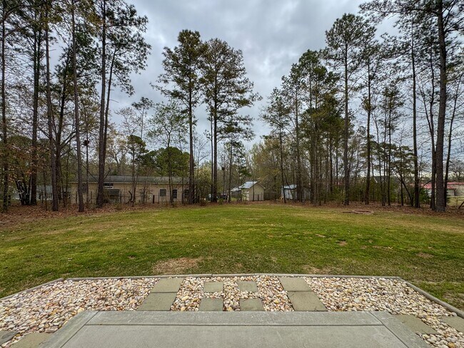 Building Photo - Well-Maintenance 4 Bed 2.5 Bath Hoke County Home