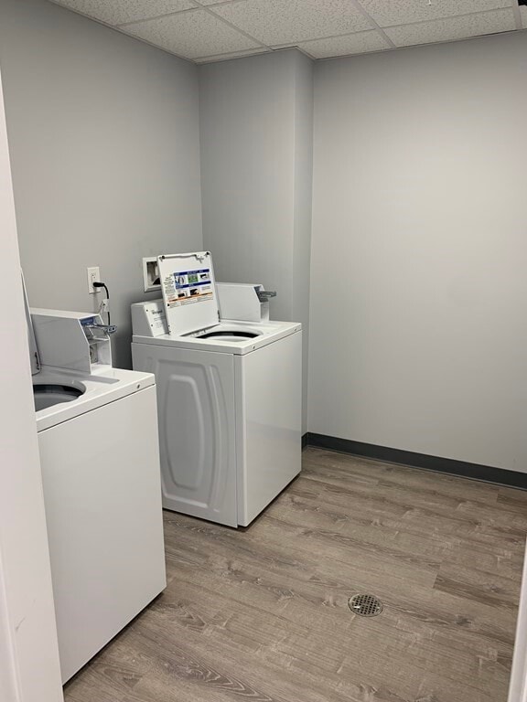 Building Photo - 599 Summer St