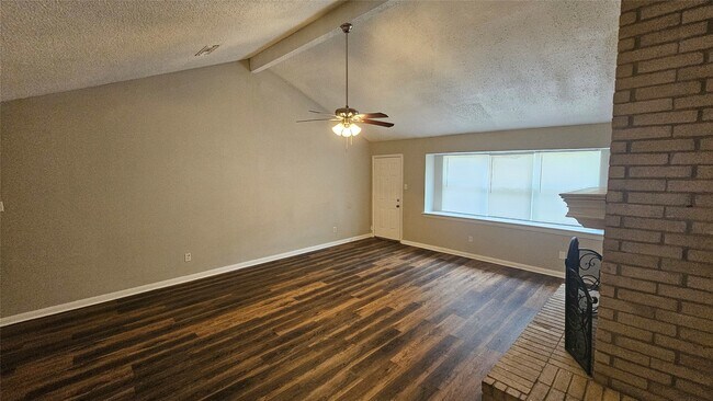Building Photo - 23915 Spring Fork Dr