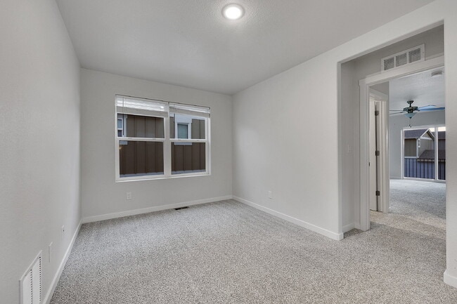 Building Photo - $2,550 - 3 Bed, 2.5 Bath Home in Colorado ...