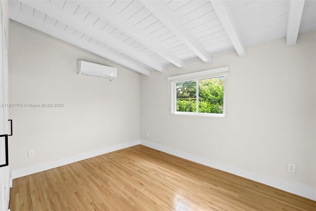 Building Photo - 829 Granada Groves Ct