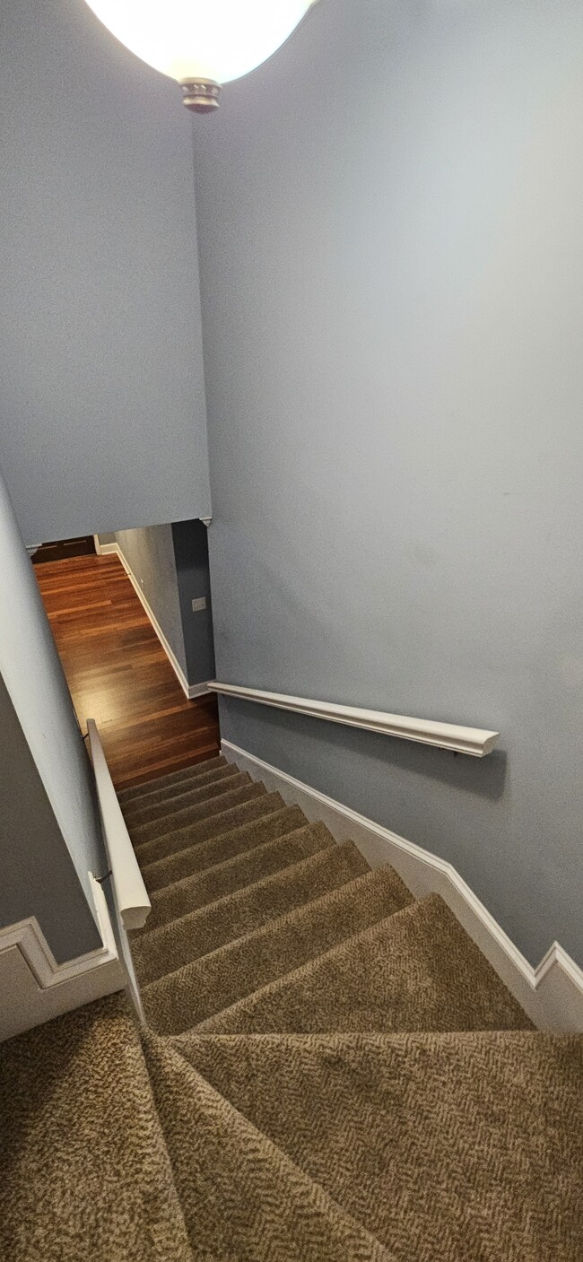 Building Photo - 1117 Appian Way
