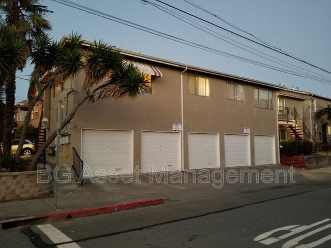 Building Photo - 3021 California St