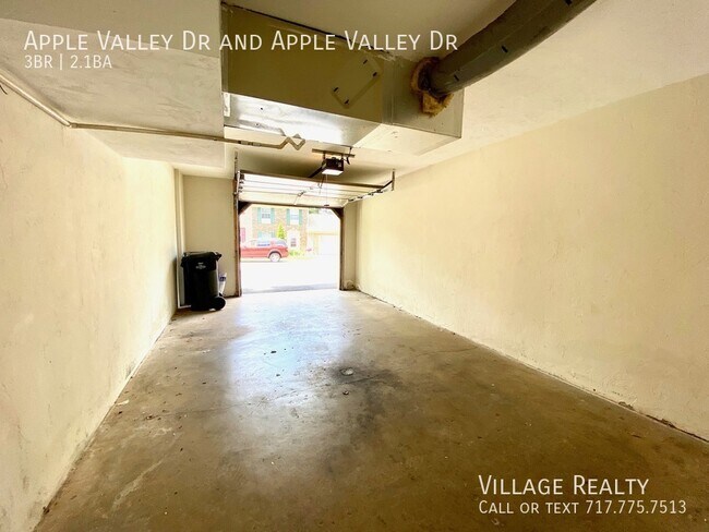 Building Photo - 818 Apple Valley Dr