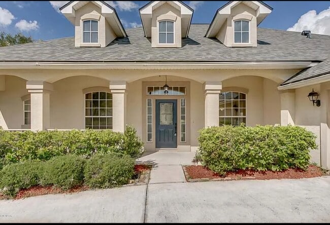 Building Photo - 1875 Sea Pines Ln