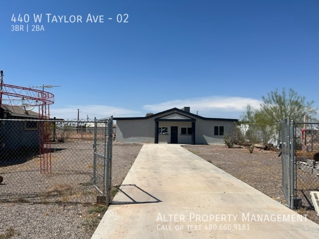 Building Photo - 440 W Taylor Ave