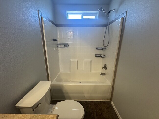 Building Photo - "Spacious 3-Bedroom Oasis with 2 Full Baths on Mount Rainier Ave, Las Vegas – Your Perfect Retrea...