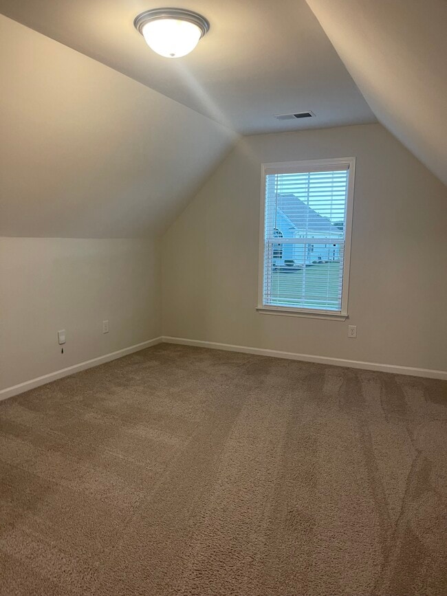 Building Photo - 840 Orchard Valley Ln