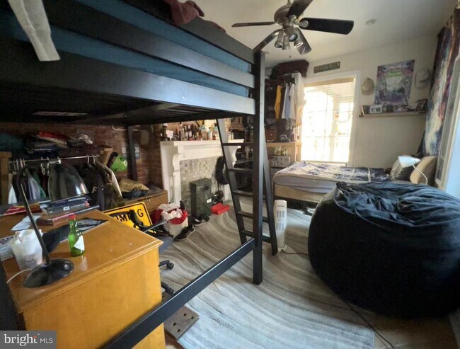 Building Photo - 3212 Winter St