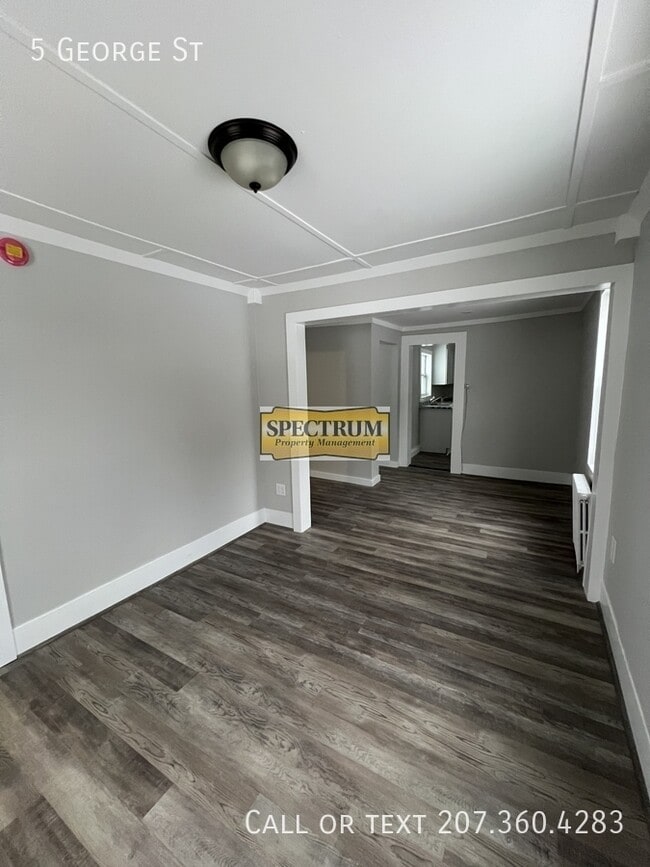 Building Photo - 5 George St