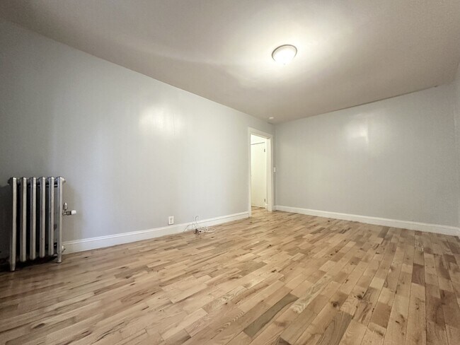 Floorplan - 24 Thayer Street