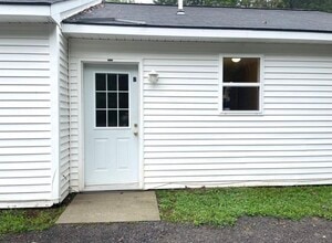 Building Photo - 143 Turkey Ln