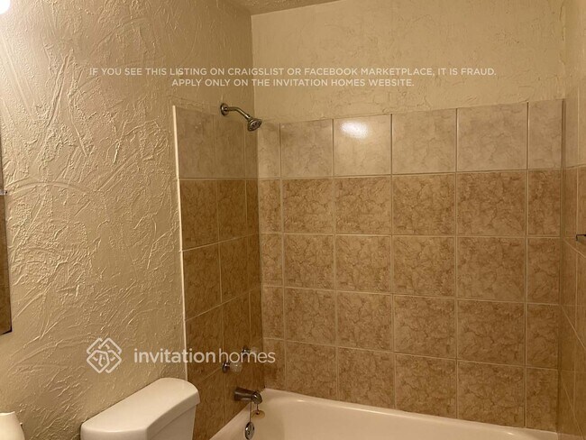 Building Photo - 16817 91st Ave