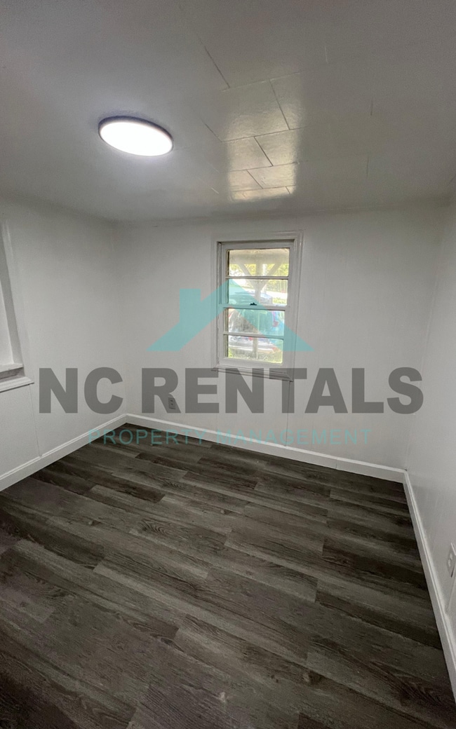 Building Photo - 2214 Noahtown Rd