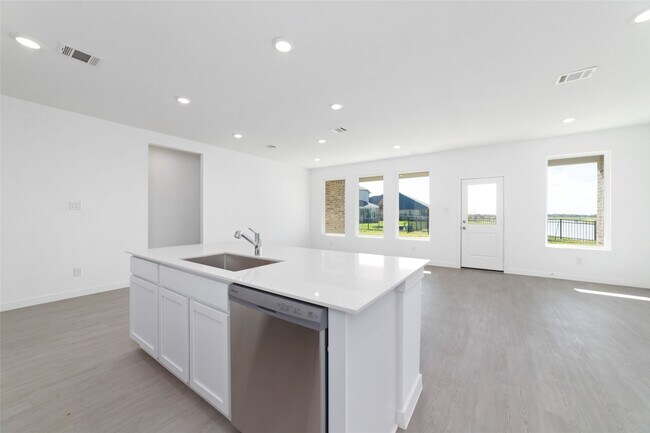 Building Photo - 3037 Avenida Sonoma Dr