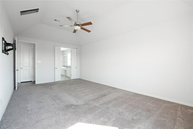 Building Photo - 2533 Milan Meadows Dr