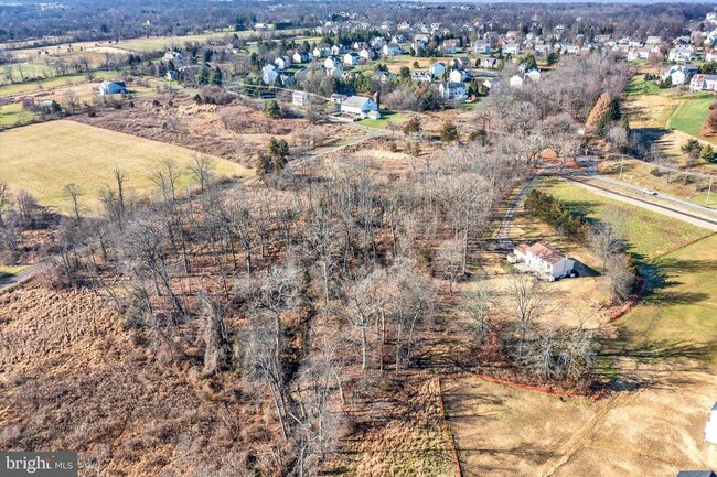 Building Photo - 5400 Curly Hill Rd