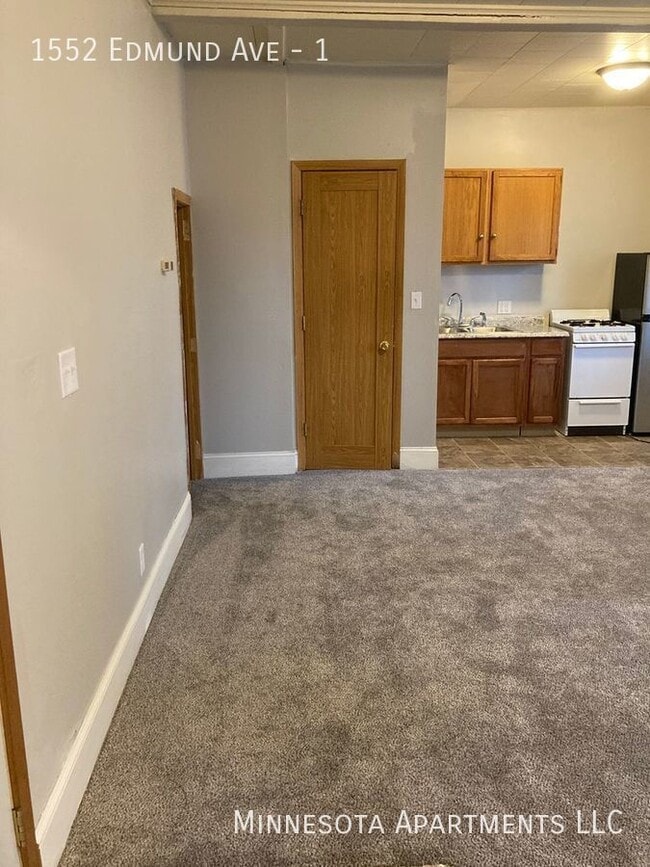 Building Photo - 1BR