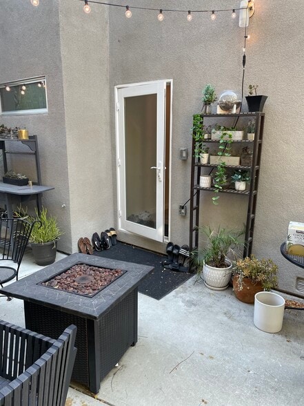 Building Photo - 1620 Malcolm Ave