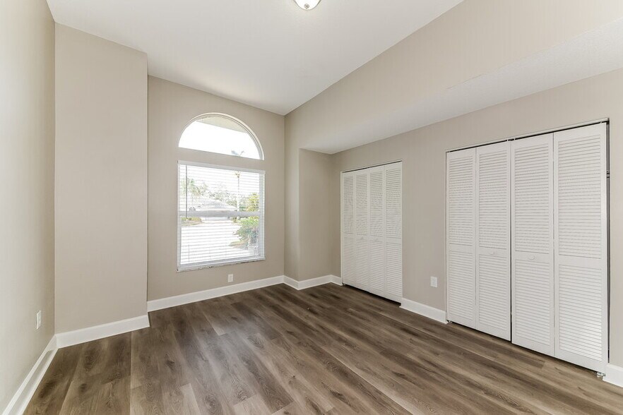 Building Photo - 7141 40th Ln E