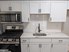 Building Photo - 1261 CHASE