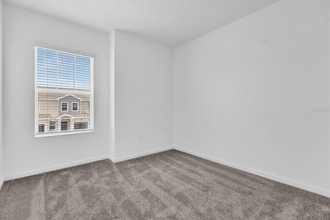 Building Photo - 2474 Skyline Lp