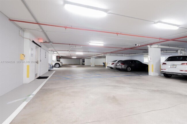 Building Photo - 17050 N Bay Rd