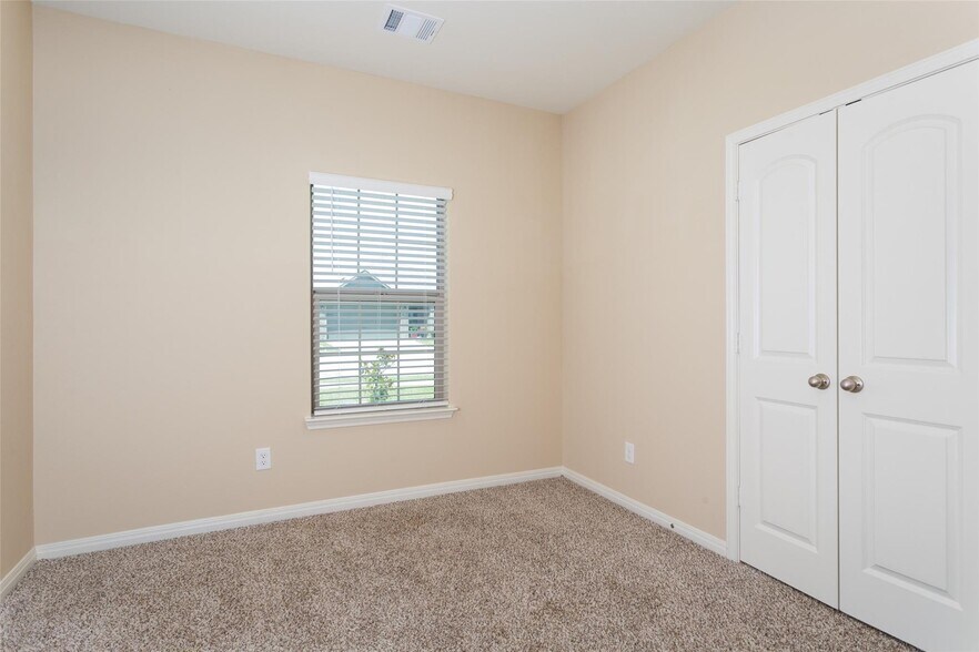 Building Photo - 13645 Lansman Dr