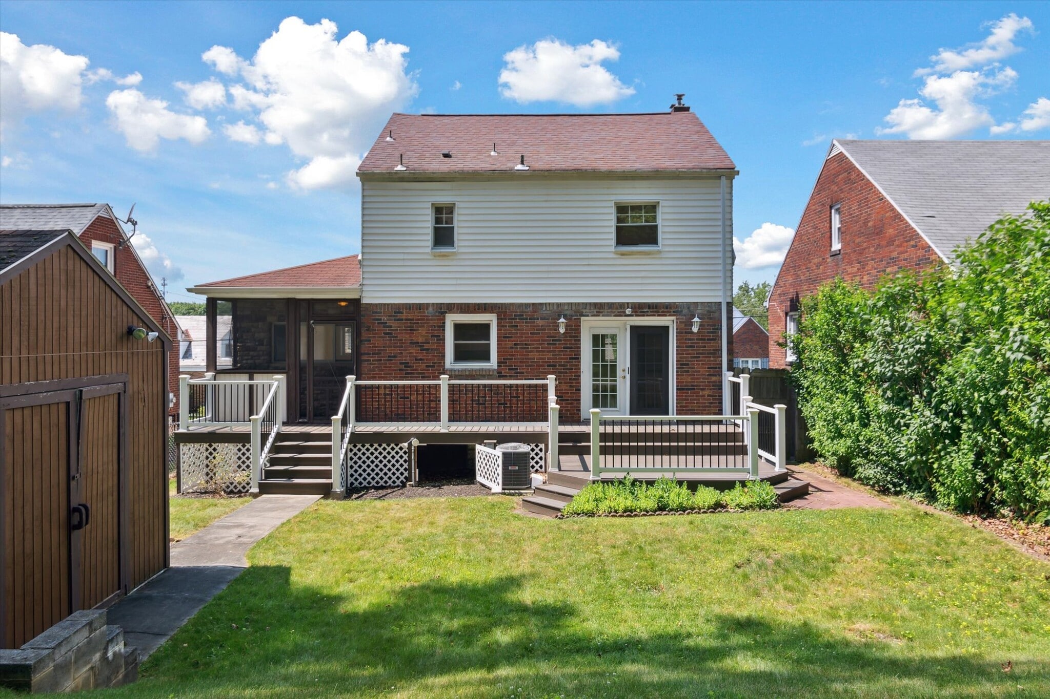 Building Photo - 4125 Tuxey Ave