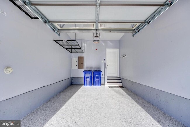 Building Photo - 1010 Ribbon Limestone Terrace SE