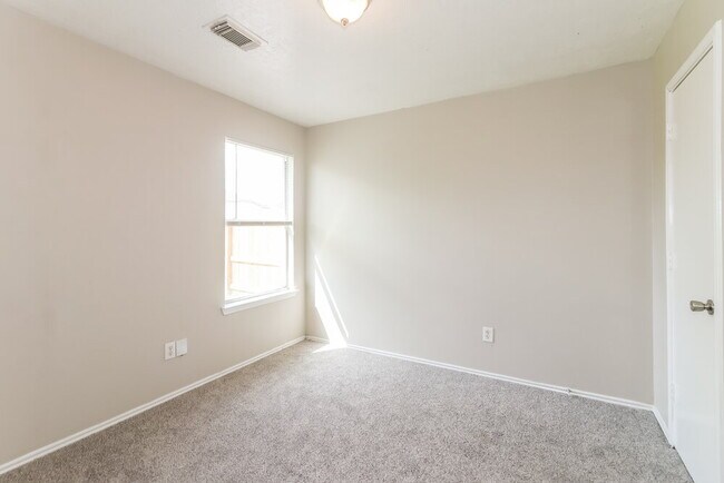 Building Photo - 1415 Grand Prince Ln