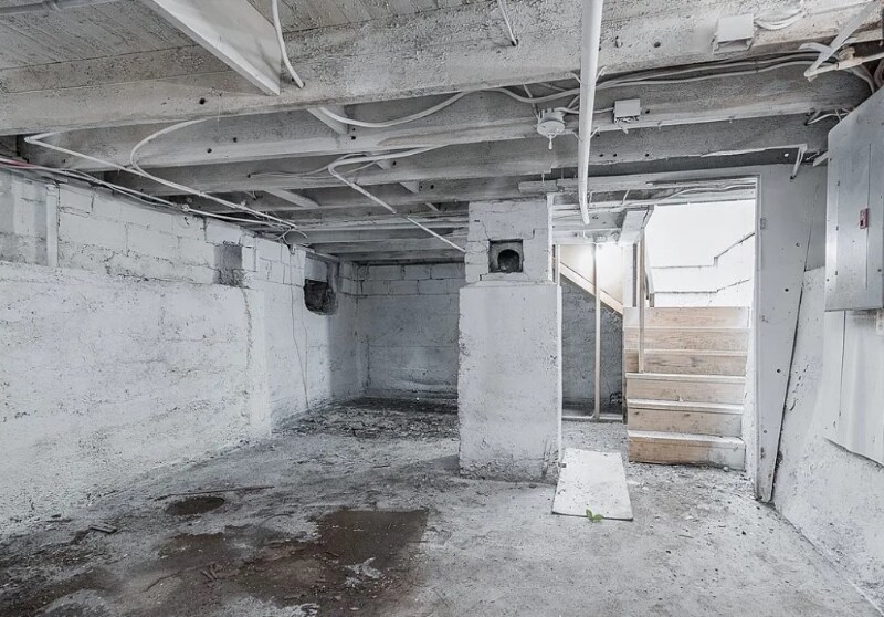 Building Photo - 1023 Thomas V Bryant Dr