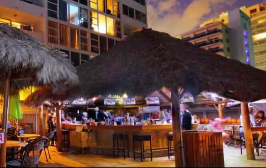 Building Photo - 4040 Galt Ocean Dr