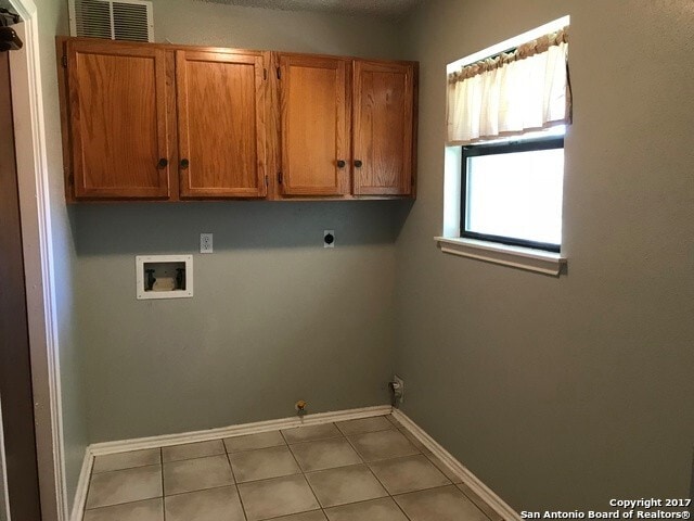 Building Photo - 13851 Susancrest Dr