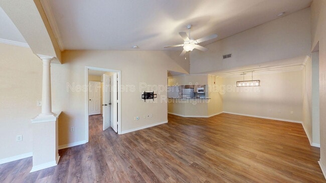 Building Photo - 7800 Point Meadows Dr