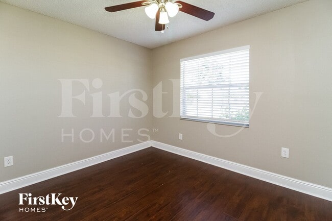 Building Photo - 11107 Finchley Pl