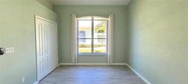 Building Photo - 1224 Siesta Key Cir