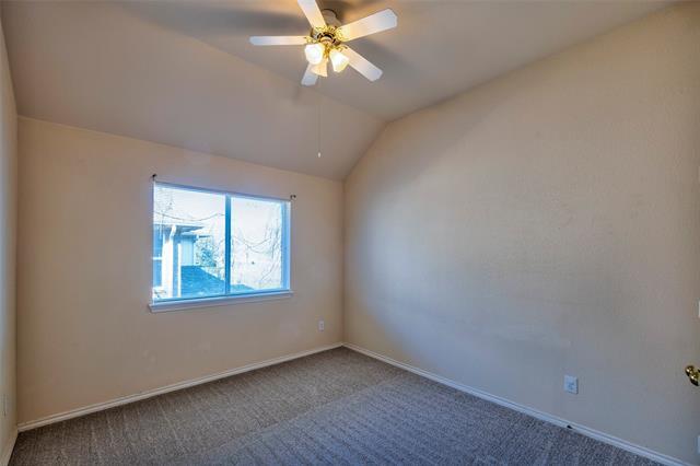 Building Photo - 9208 Longview Dr