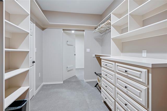 Building Photo - 2309 Parker Rd